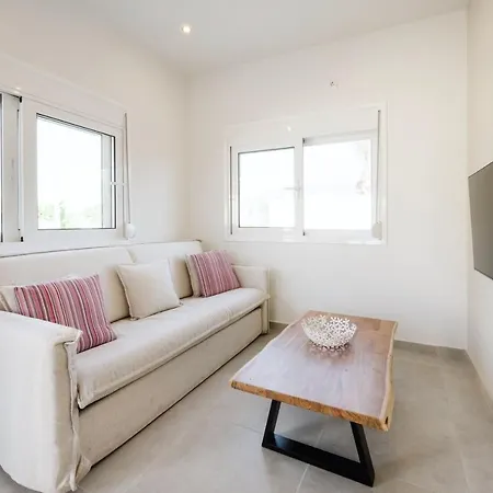 Stella's House Tigaki